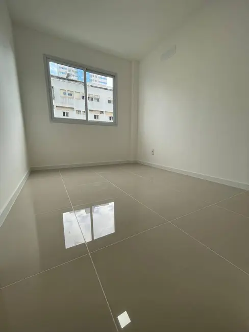 Apartamento com 2 quartos para alugar, 56m2 em Centro, Campos Dos Goytacazes - RJ - imagem 3 Foto 3 de Apartamento com 2 quartos para alugar, 56m2 em Centro, Campos Dos Goytacazes - RJ