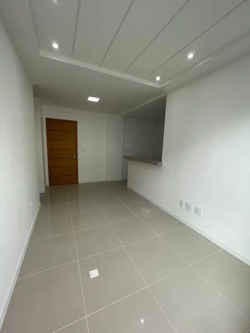 Apartamento com 2 quartos para alugar, 56m2 em Centro, Campos Dos Goytacazes - RJ - imagem 2 Foto 2 de Apartamento com 2 quartos para alugar, 56m2 em Centro, Campos Dos Goytacazes - RJ