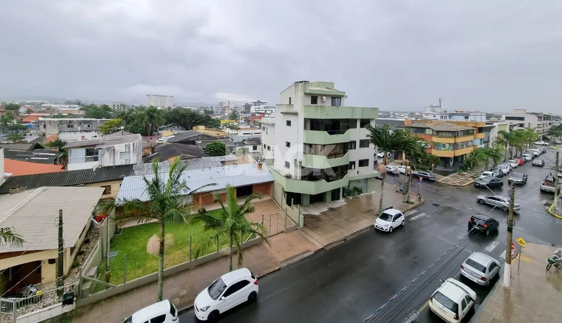 Apartamento com 2 quartos à venda, 80m2 em Centro, Torres - RS - imagem 9 Foto 9 de Apartamento com 2 quartos à venda, 80m2 em Centro, Torres - RS