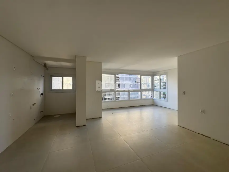 Apartamento com 3 quartos à venda, 84m2 em Torres - RS - imagem 2 Foto 2 de Apartamento com 3 quartos à venda, 84m2 em Torres - RS