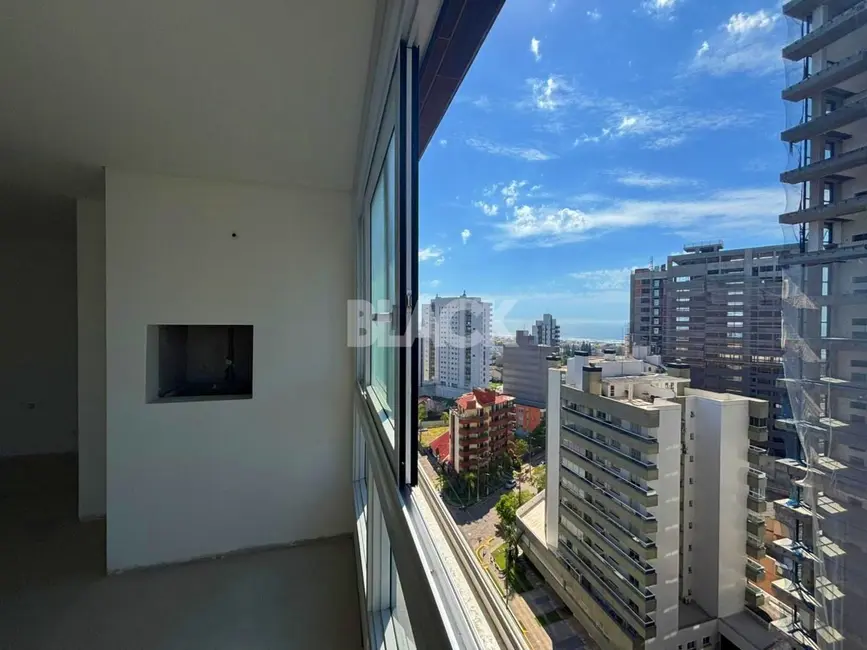Foto 8 de Apartamento com 3 quartos à venda, 106m2 em Torres - RS