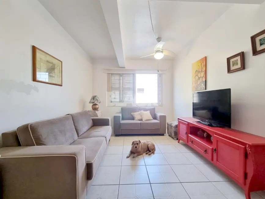 Foto 2 de Apartamento com 2 quartos à venda, 64m2 em Centro, Torres - RS