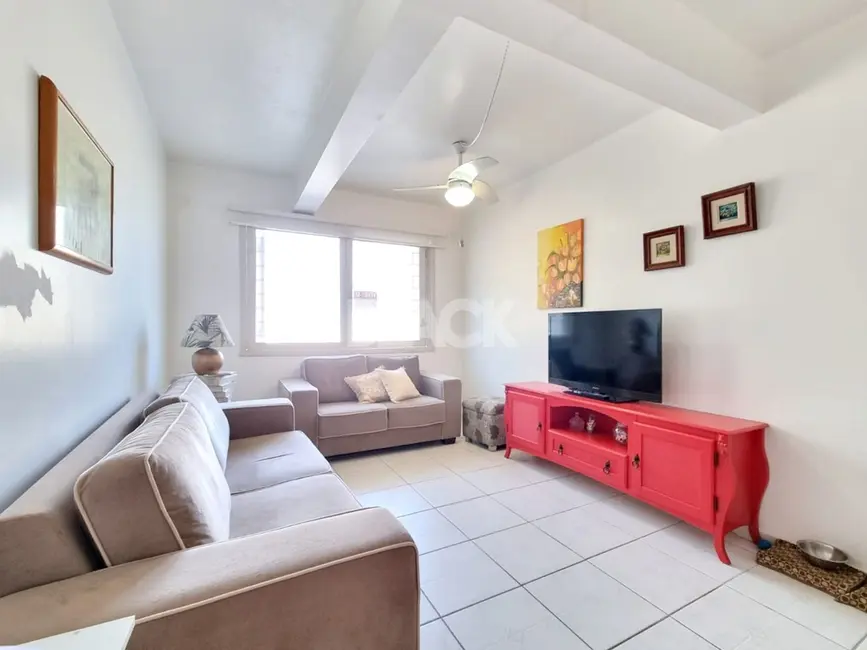 Foto 1 de Apartamento com 2 quartos à venda, 64m2 em Centro, Torres - RS