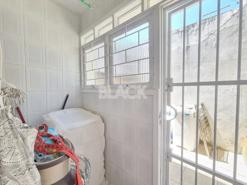 Foto 9 de Apartamento com 2 quartos à venda, 64m2 em Centro, Torres - RS