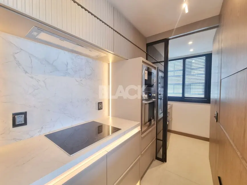 Apartamento com 4 quartos à venda, 220m2 em Torres - RS - imagem 7 Foto 7 de Apartamento com 4 quartos à venda, 220m2 em Torres - RS