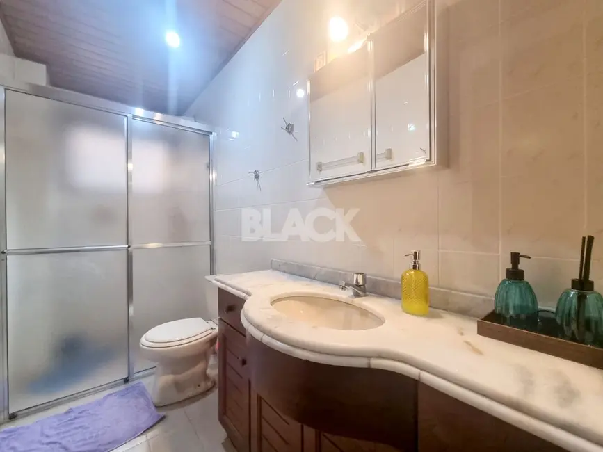 Apartamento com 3 quartos à venda, 125m2 em Torres - RS - imagem 5 Foto 5 de Apartamento com 3 quartos à venda, 125m2 em Torres - RS