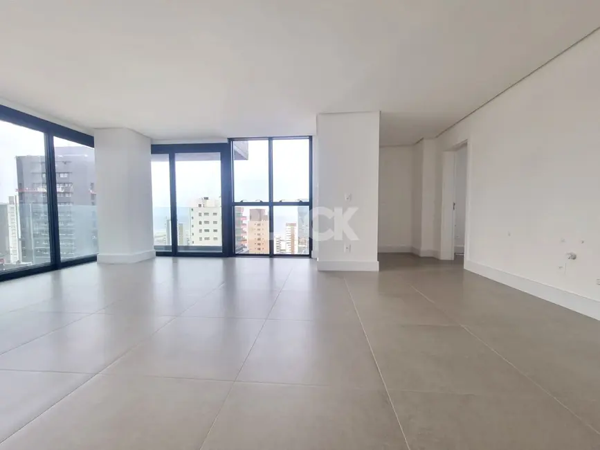 Foto 4 de Apartamento com 3 quartos à venda, 110m2 em Centro, Torres - RS