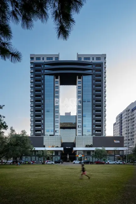 Foto 2 de Apartamento com 2 quartos à venda, 83m2 em Centro, Torres - RS