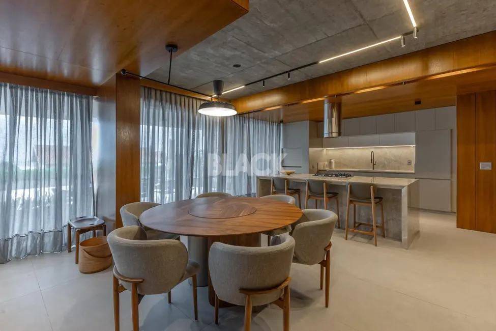 Foto 9 de Casa com 4 quartos à venda, 322m2 em Torres - RS
