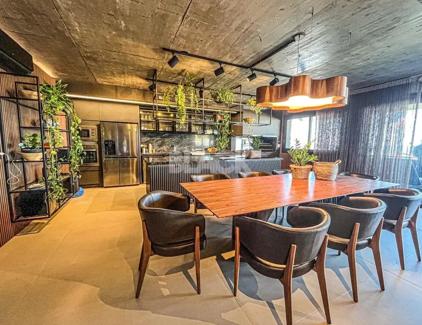 Foto 3 de Apartamento com 4 quartos à venda, 258m2 em Torres - RS