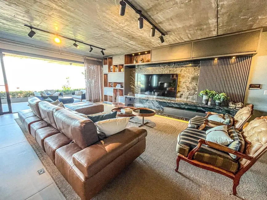 Foto 1 de Apartamento com 4 quartos à venda, 258m2 em Torres - RS