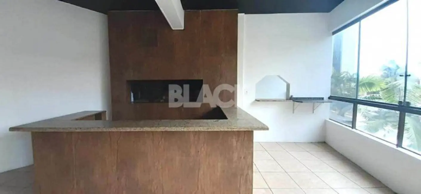 Sala Comercial com 1 quarto à venda, 382m2 em Centro, Torres - RS - imagem 6 Foto 6 de Sala Comercial com 1 quarto à venda, 382m2 em Centro, Torres - RS