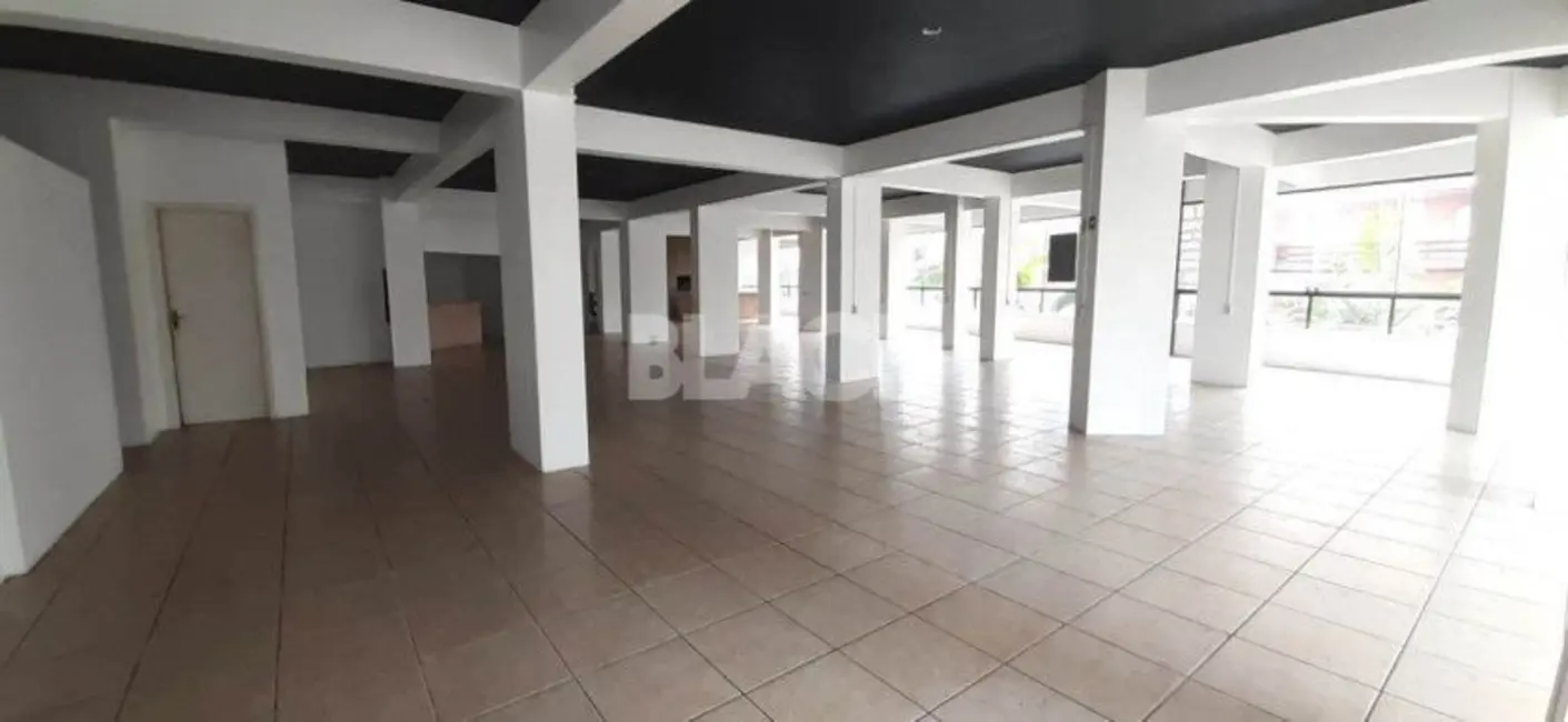 Sala Comercial com 1 quarto à venda, 382m2 em Centro, Torres - RS - imagem 5 Foto 5 de Sala Comercial com 1 quarto à venda, 382m2 em Centro, Torres - RS
