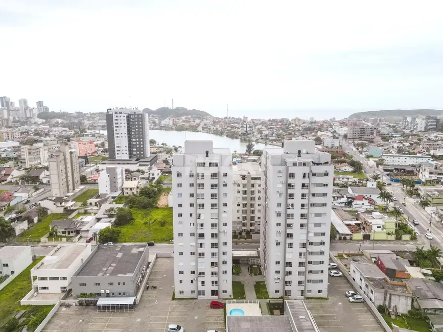 Foto 2 de Apartamento com 2 quartos à venda, 73m2 em Torres - RS