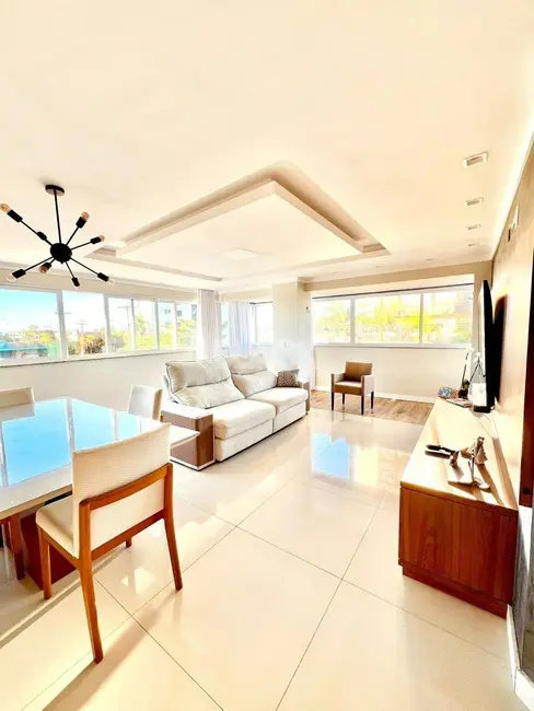 Foto 3 de Apartamento com 3 quartos à venda, 150m2 em Torres - RS