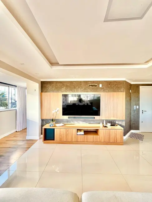 Foto 4 de Apartamento com 3 quartos à venda, 150m2 em Torres - RS
