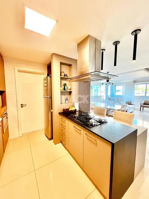Foto 5 de Apartamento com 3 quartos à venda, 150m2 em Torres - RS