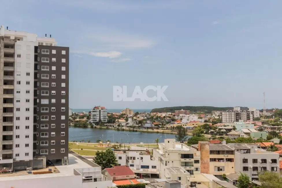 Foto 4 de Cobertura com 2 quartos à venda, 103m2 em Torres - RS