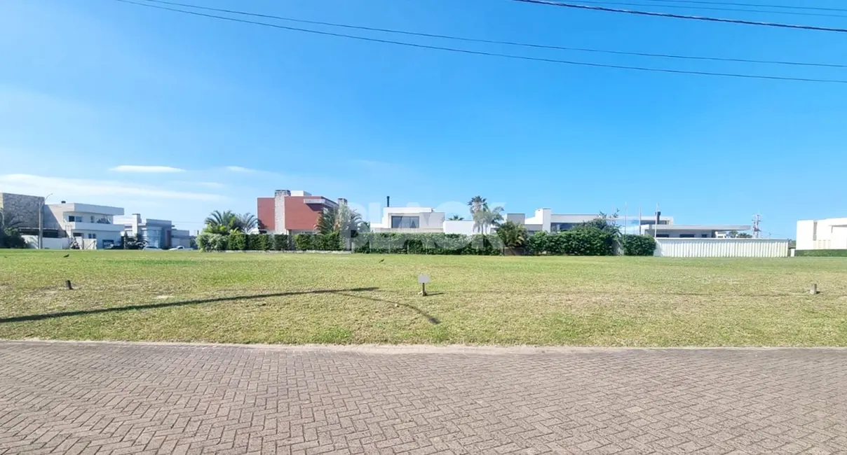 Terreno / Lote à venda, 521m2 em Torres - RS - imagem 2 Foto 2 de Terreno / Lote à venda, 521m2 em Torres - RS