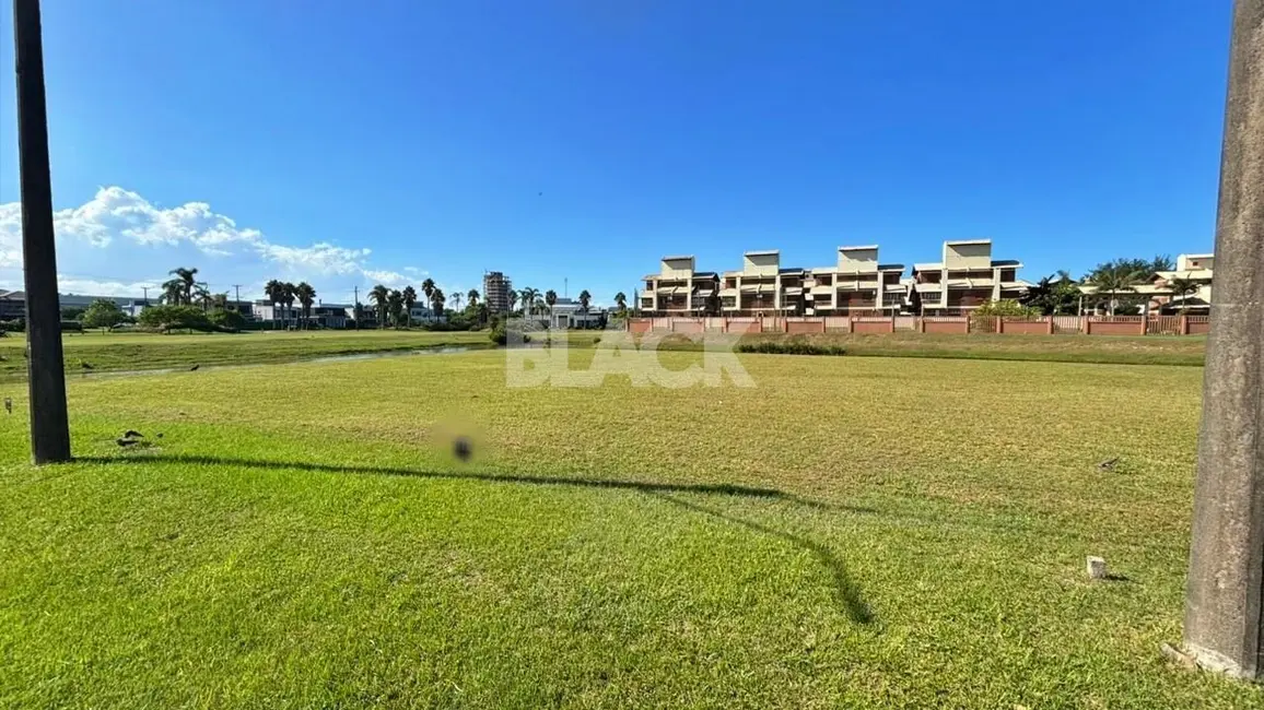 Foto 3 de Terreno / Lote à venda, 492m2 em Torres - RS
