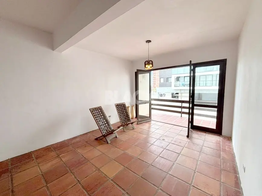 Foto 7 de Cobertura com 3 quartos à venda, 140m2 em Torres - RS