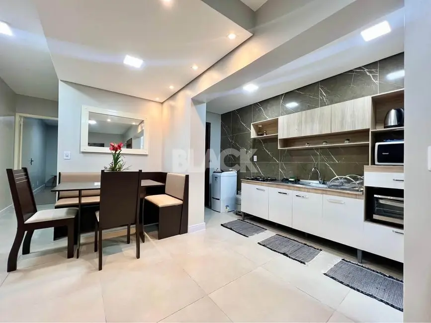 Foto 2 de Apartamento com 2 quartos à venda, 79m2 em Torres - RS