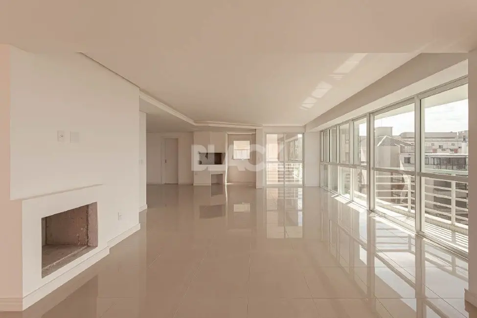 Foto 1 de Apartamento com 3 quartos à venda, 202m2 em Torres - RS