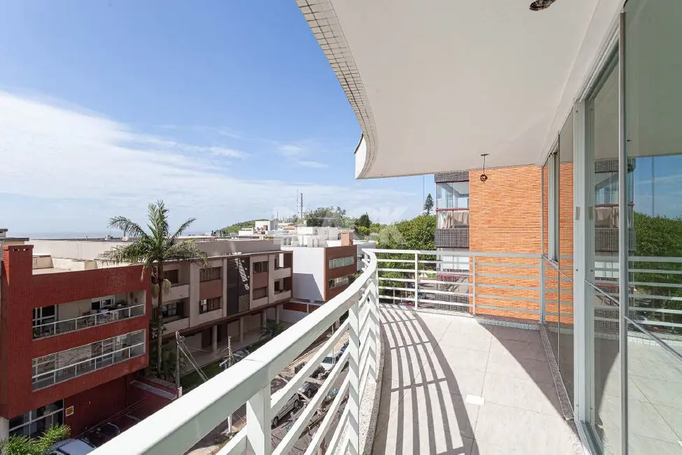 Foto 8 de Apartamento com 3 quartos à venda, 202m2 em Torres - RS