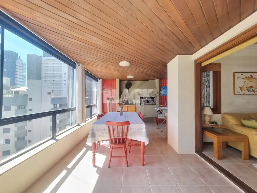 Apartamento com 3 quartos à venda, 138m2 em Torres - RS - imagem 8 Foto 8 de Apartamento com 3 quartos à venda, 138m2 em Torres - RS