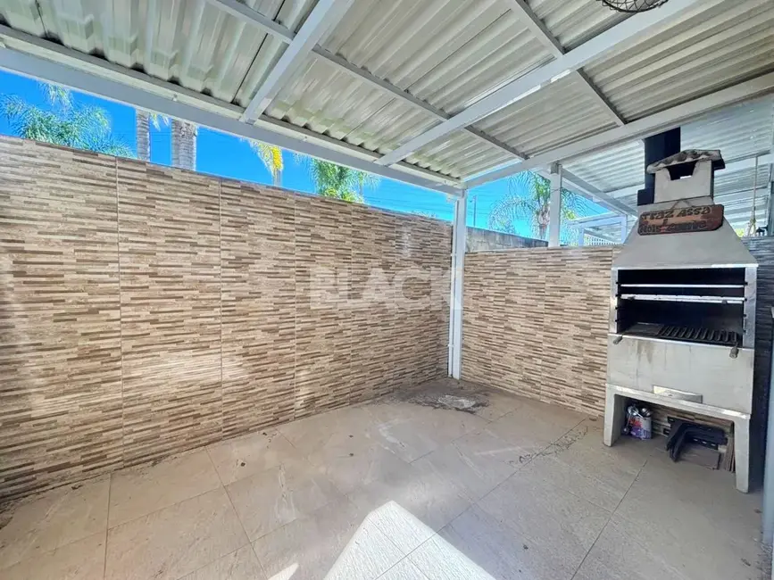 Casa com 3 quartos à venda, 78m2 em Torres - RS - imagem 9 Foto 9 de Casa com 3 quartos à venda, 78m2 em Torres - RS