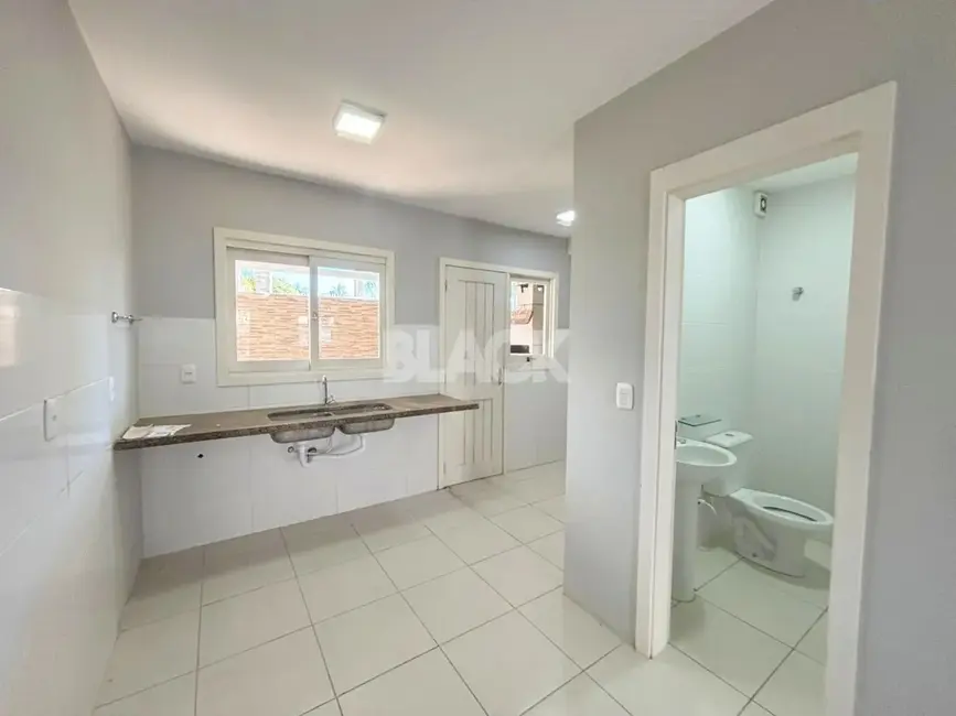 Casa com 3 quartos à venda, 78m2 em Torres - RS - imagem 5 Foto 5 de Casa com 3 quartos à venda, 78m2 em Torres - RS