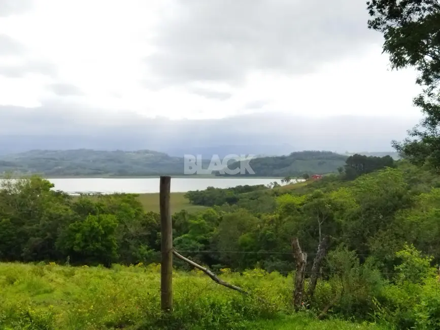 Foto 1 de Chácara com 2 quartos à venda, 40000m2 em Torres - RS