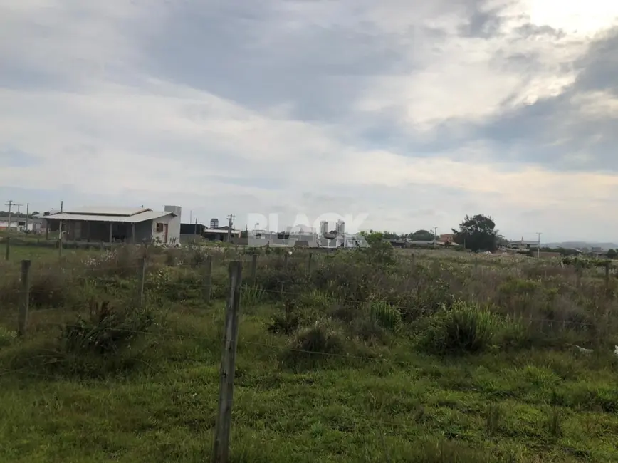 Foto 2 de Terreno / Lote à venda, 600m2 em Passo De Torres - SC