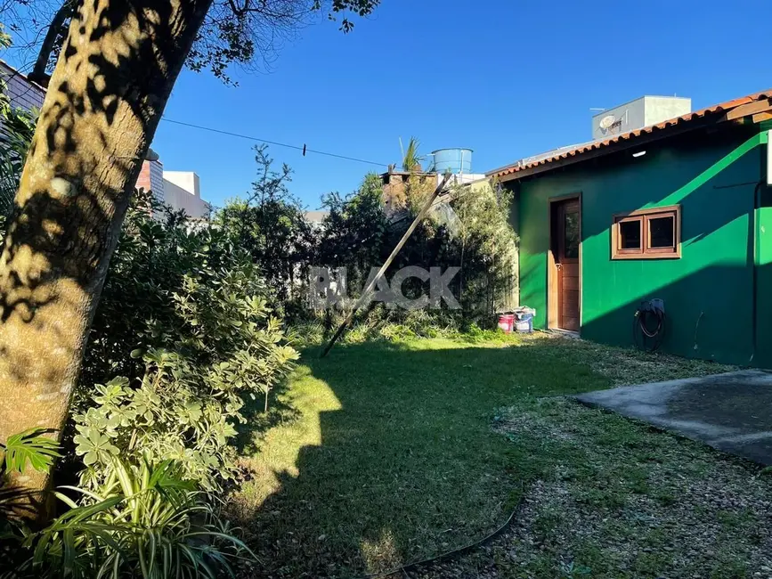 Casa com 3 quartos à venda, 130m2 em Torres - RS - imagem 3 Foto 3 de Casa com 3 quartos à venda, 130m2 em Torres - RS