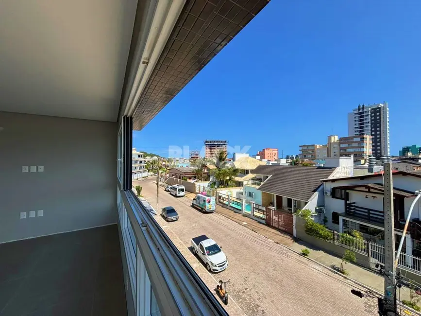 Foto 8 de Apartamento com 2 quartos à venda, 72m2 em Torres - RS