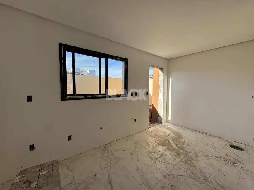 Casa com 2 quartos à venda, 84m2 em Torres - RS - imagem 4 Foto 4 de Casa com 2 quartos à venda, 84m2 em Torres - RS