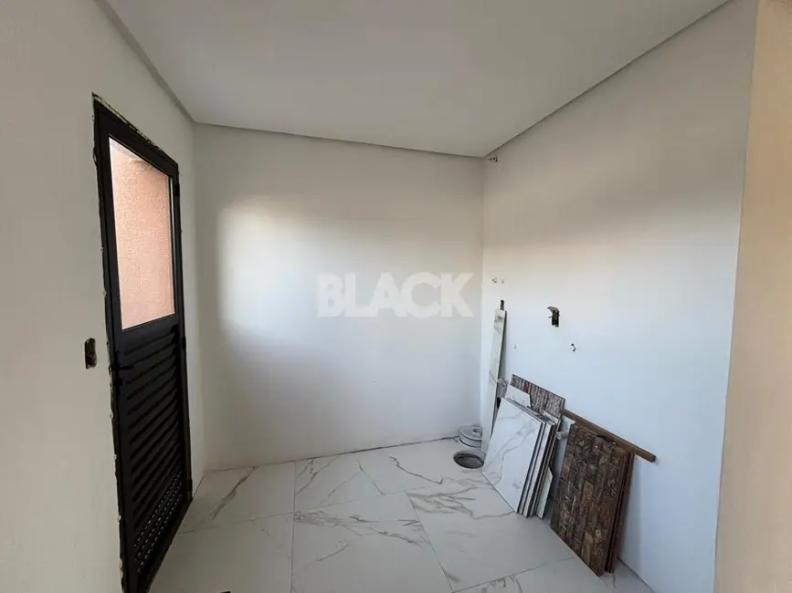 Foto 9 de Casa com 2 quartos à venda, 84m2 em Torres - RS
