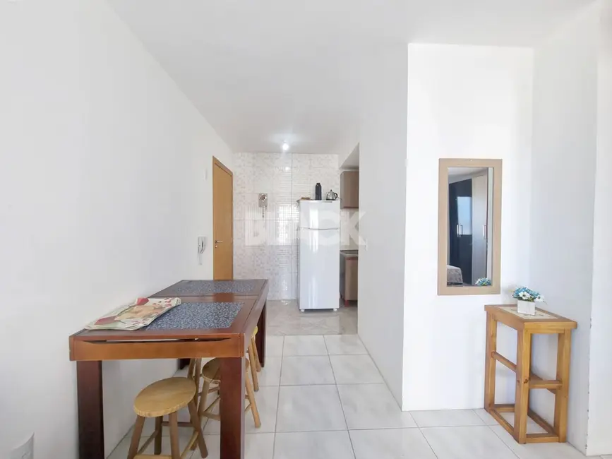 Apartamento com 2 quartos à venda, 50m2 em Torres - RS - imagem 4 Foto 4 de Apartamento com 2 quartos à venda, 50m2 em Torres - RS