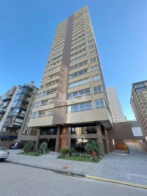 Apartamento com 4 quartos à venda, 216m2 em Torres - RS - imagem 1 Foto 1 de Apartamento com 4 quartos à venda, 216m2 em Torres - RS