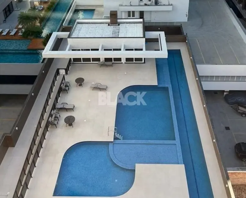 Apartamento com 4 quartos à venda, 216m2 em Torres - RS - imagem 2 Foto 2 de Apartamento com 4 quartos à venda, 216m2 em Torres - RS