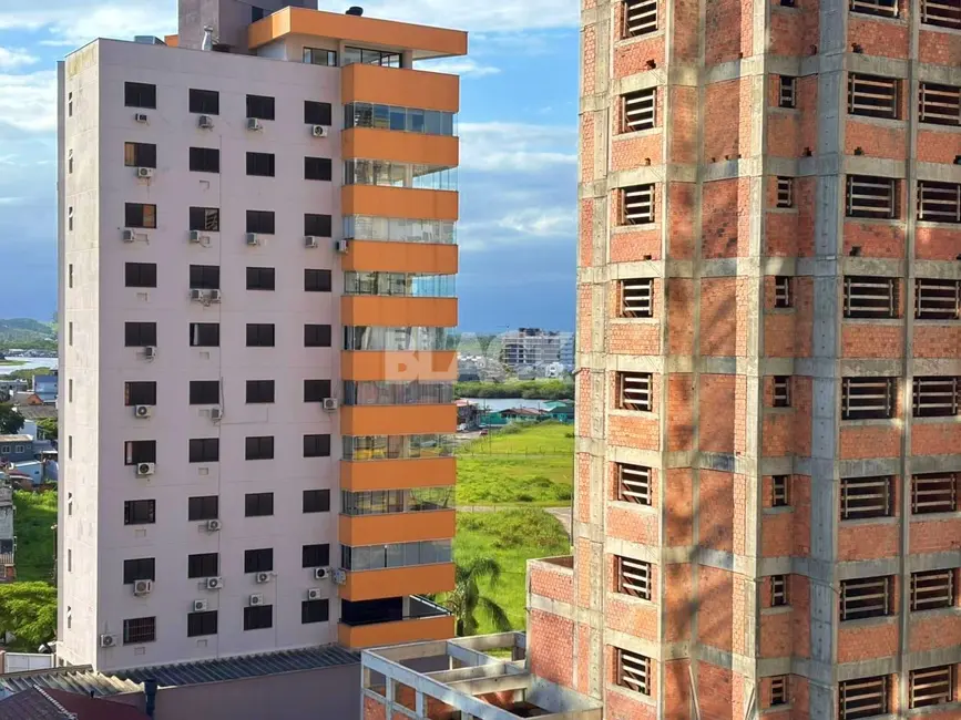 Foto 8 de Apartamento com 2 quartos à venda, 95m2 em Torres - RS