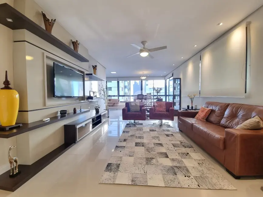 Foto 1 de Apartamento com 3 quartos à venda, 120m2 em Torres - RS