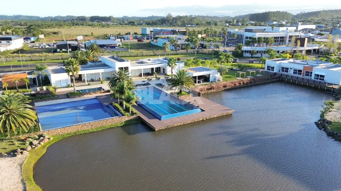 Foto 4 de Terreno / Lote à venda, 429m2 em Torres - RS