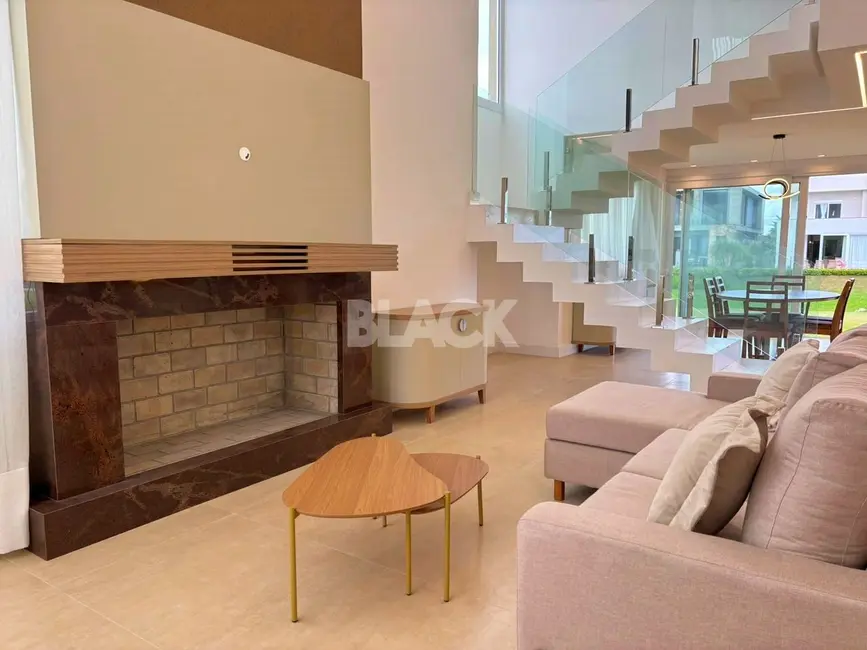 Foto 8 de Casa de Condomínio com 4 quartos à venda, 310m2 em Torres - RS