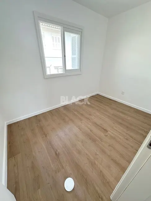 Casa com 2 quartos à venda, 54m2 em Torres - RS - imagem 9 Foto 9 de Casa com 2 quartos à venda, 54m2 em Torres - RS