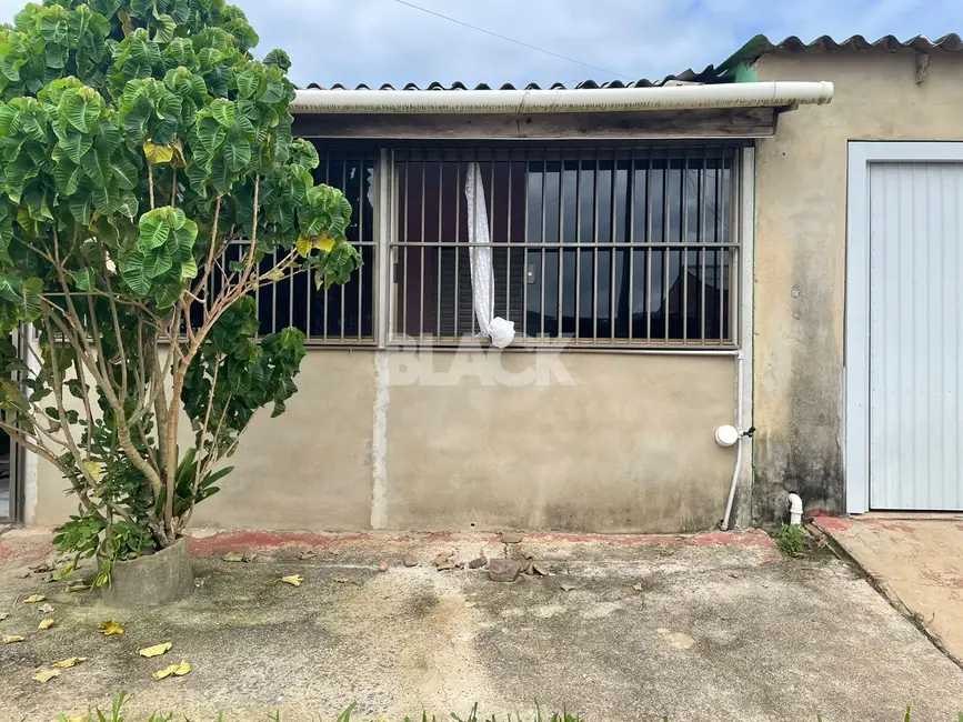 Foto 3 de Casa com 2 quartos à venda, 100m2 em Torres - RS