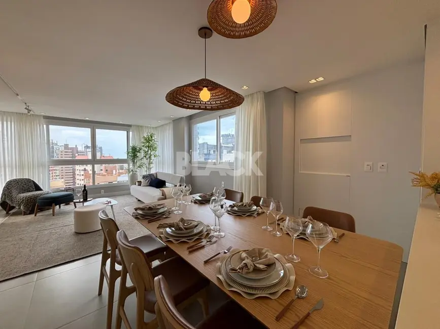 Apartamento com 2 quartos à venda, 90m2 em Centro, Torres - RS - imagem 3 Foto 3 de Apartamento com 2 quartos à venda, 90m2 em Centro, Torres - RS