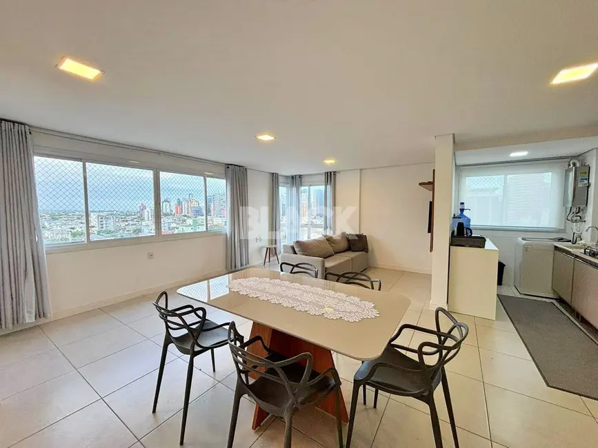 Foto 2 de Apartamento com 3 quartos à venda, 94m2 em Centro, Torres - RS