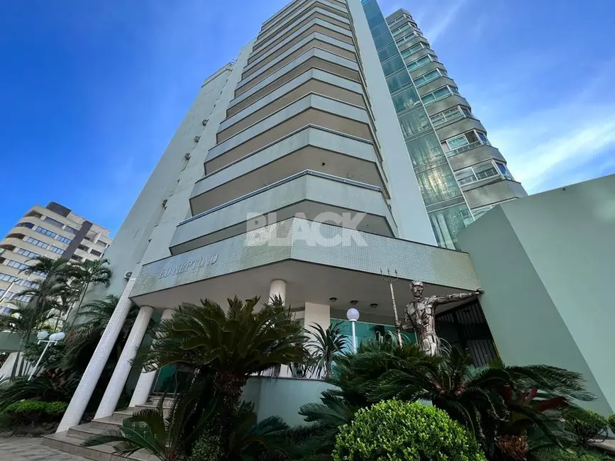 Apartamento com 4 quartos à venda, 264m2 em Torres - RS - imagem 1 Foto 1 de Apartamento com 4 quartos à venda, 264m2 em Torres - RS