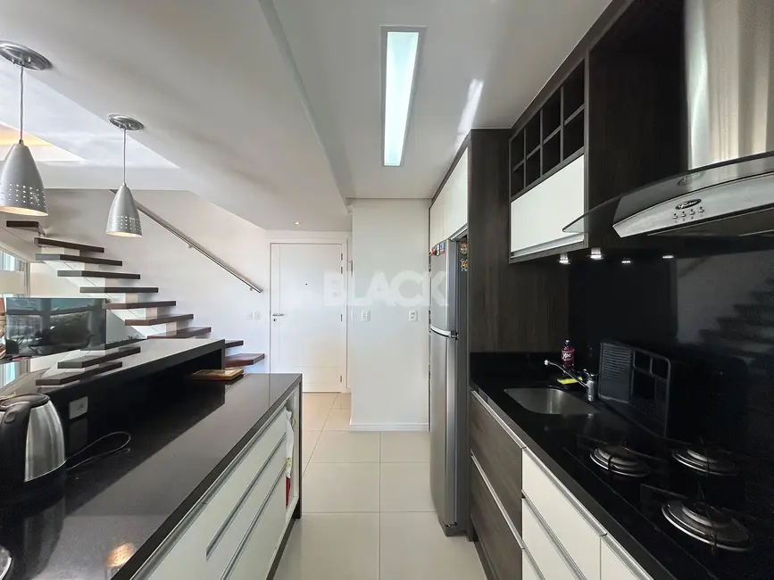 Cobertura com 3 quartos à venda, 213m2 em Torres - RS - imagem 9 Foto 9 de Cobertura com 3 quartos à venda, 213m2 em Torres - RS